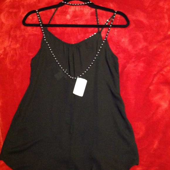 Top - Picture 2 of 2